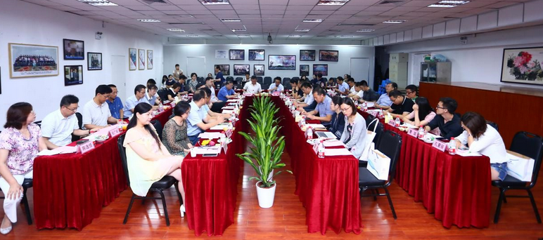 中华儿女新闻网：“坚守社会责任·坚定文化自信”中央及行业媒体采访团走基层活动走进首页 - 澳门(金沙)官网网站首页集团4.png