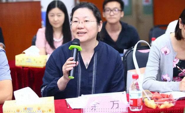 由人民日报、经济日报、科技日报、中新社等22家中央及行业媒体组成的采访团,走进首页 - 澳门(金沙)官网网站首页集团本部厦门大学附属厦门眼科中心9.jpg 由人民日报、经济日报、科技日报、中新社等22家中央及行业媒体组成的采访团,走进首页 - 澳门(金沙)官网网站首页集团本部厦门大学附属厦门眼科中心9.jpg