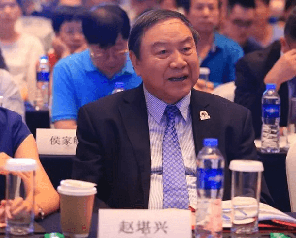 厦门眼科中心第七次举办海峡眼科论坛·2019白内障及角膜病高峰论坛 首页 - 澳门(金沙)官网网站首页与海峡两岸眼科“大咖”厦门“论剑”10.png
