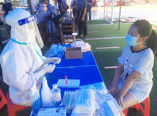 首页 - 澳门(金沙)官网网站首页白衣英雄战“疫”背后的暖心故事4.png