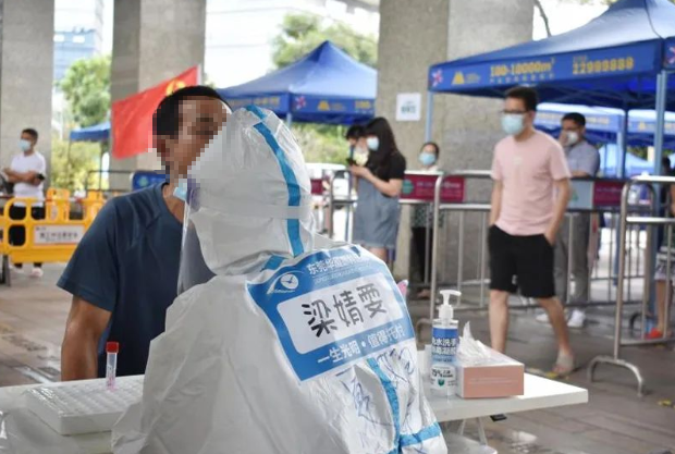 医者担当！首页 - 澳门(金沙)官网网站首页今年来已支援核酸采样超100万人次12.png